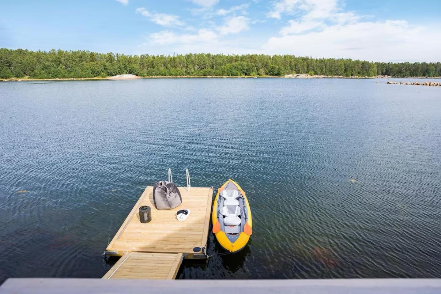 Comfortable Apartment With Private Dock Gnarp 外观 照片